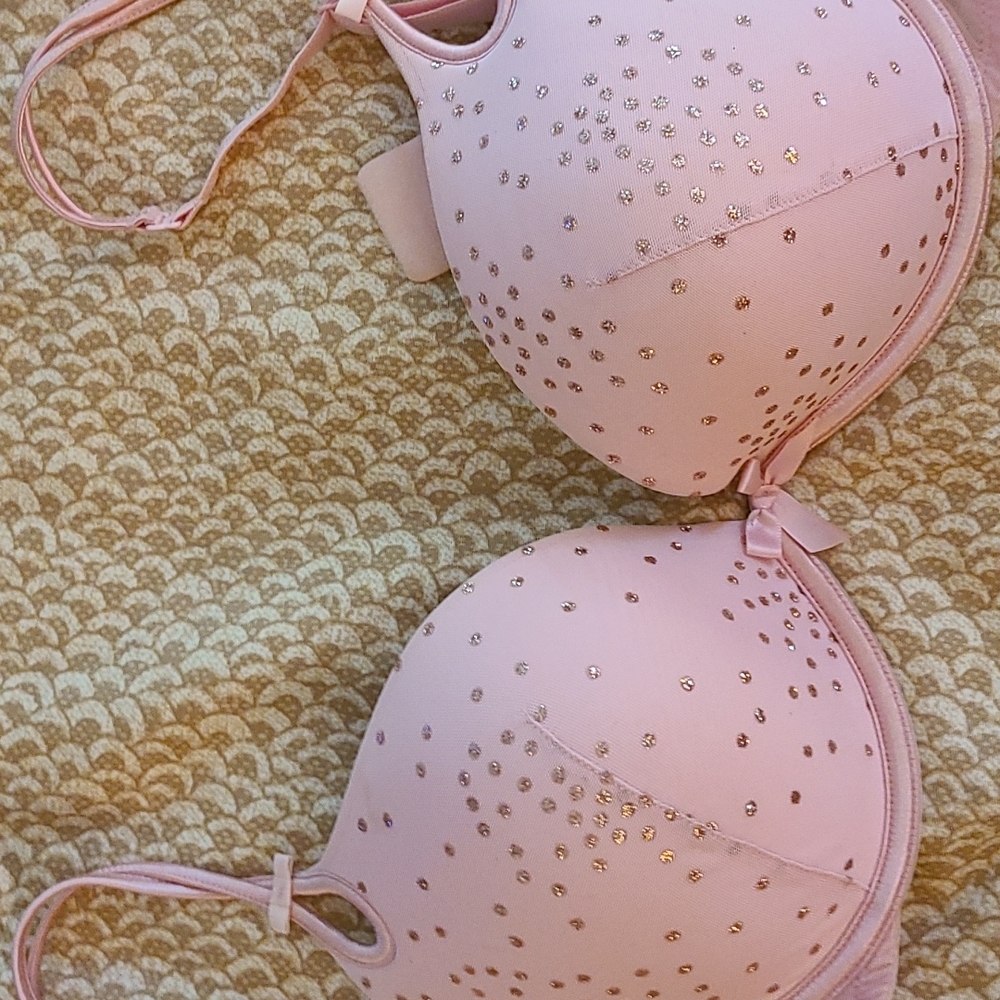 VICTORIA'S SECRET BRA